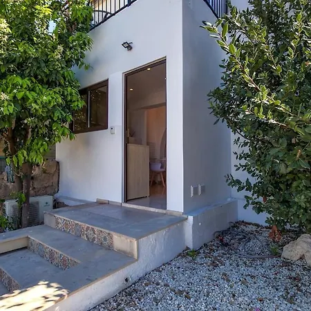 Apartamento Orange Tree Studio, Just Steps From The Sea *