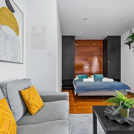 Orange Tree Studio, Just Steps From The Sea Paphos