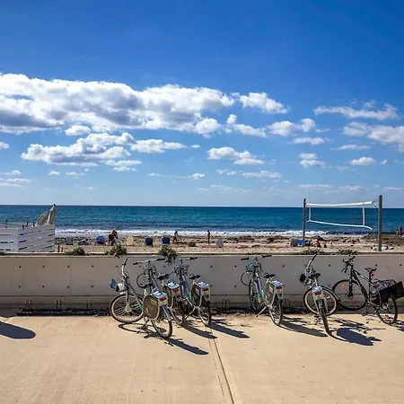 Orange Tree Studio, Just Steps From The Sea * Paphos