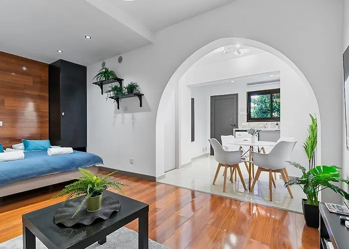 Apartamento Orange Tree Studio, Just Steps From The Sea Paphos