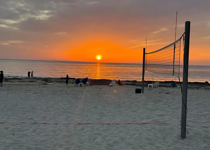 Orange Tree Studio, Just Steps From The Sea Apartament *